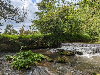 humber-brook-wier-with-castle-in-background