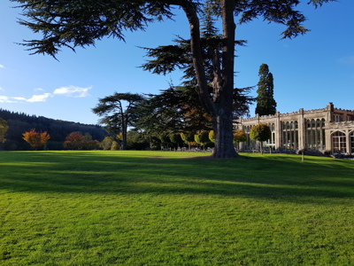 Orangery-cafe-in-sunshine-from-south-lawns